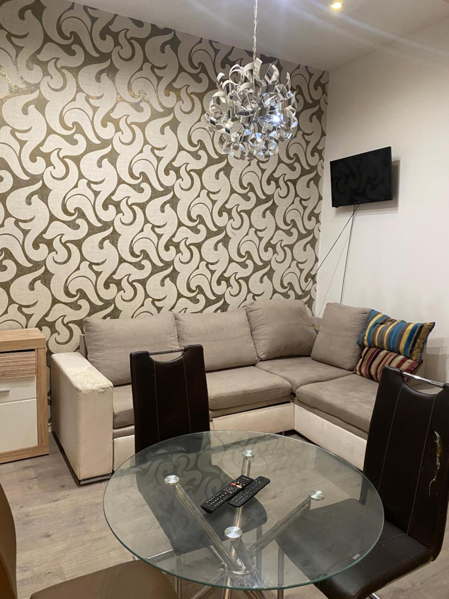 Roland Downtown - Almassy Apartment *