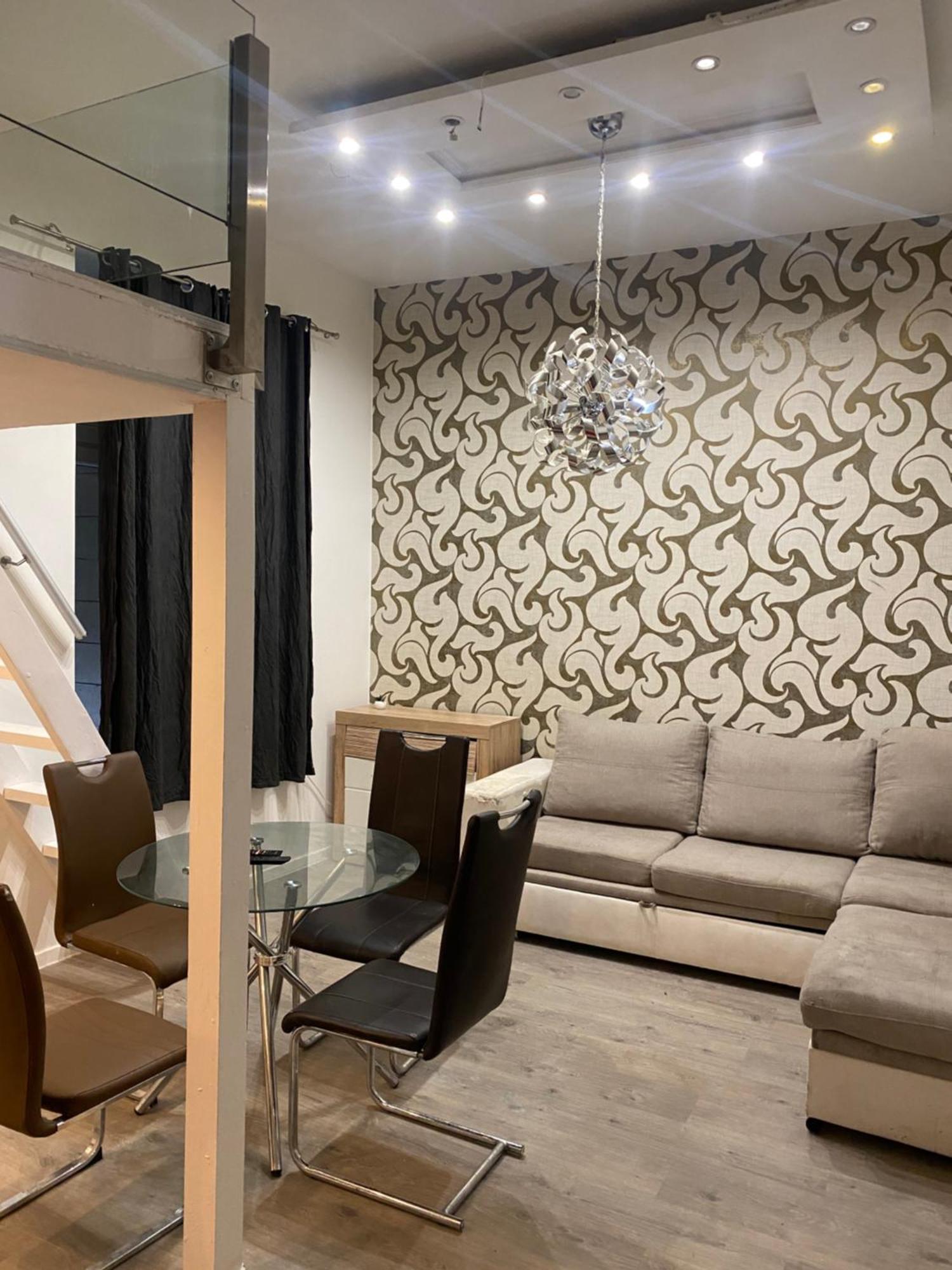 Apartment Roland Downtown - Almassy